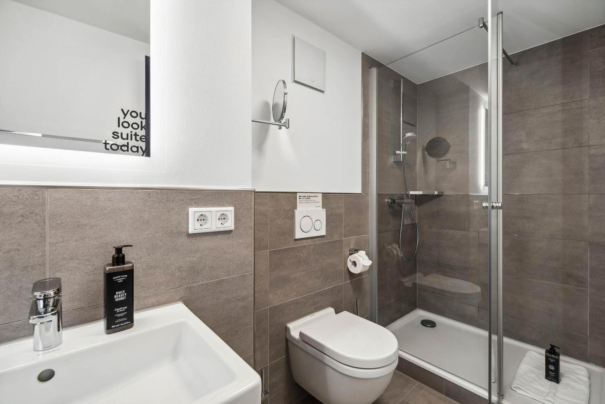 Limehome Kassel Wilhelmsstrasse Esterno foto