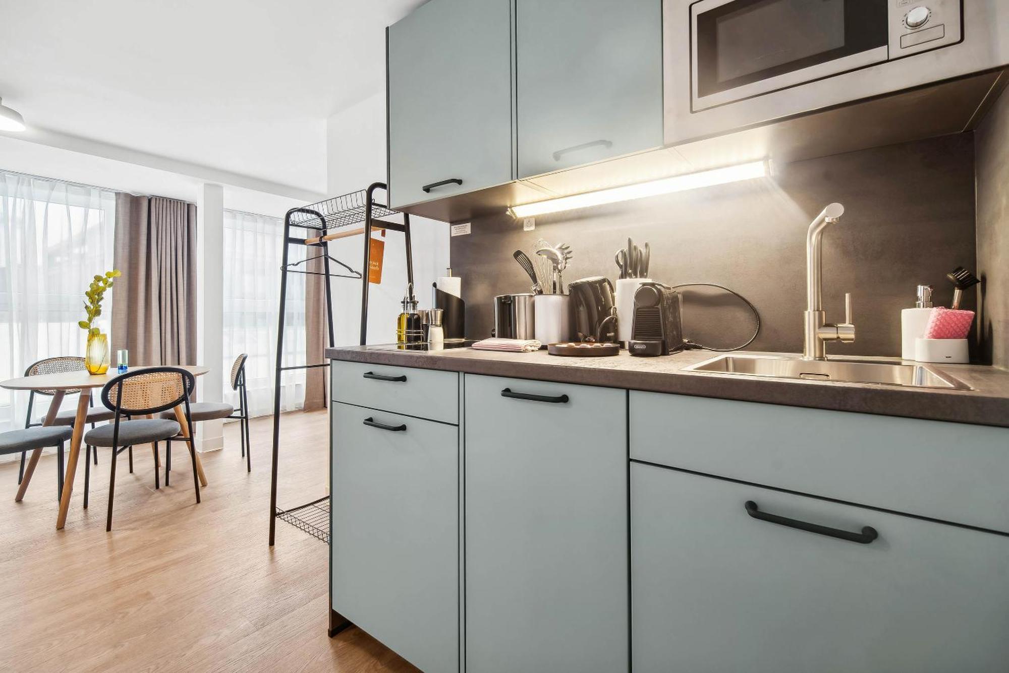 Limehome Kassel Wilhelmsstrasse Esterno foto